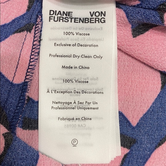 DIANE VON FURSTENBERG
Joanna Crepe Midi Dress In Leaf Shadow - Picture 10 of 10